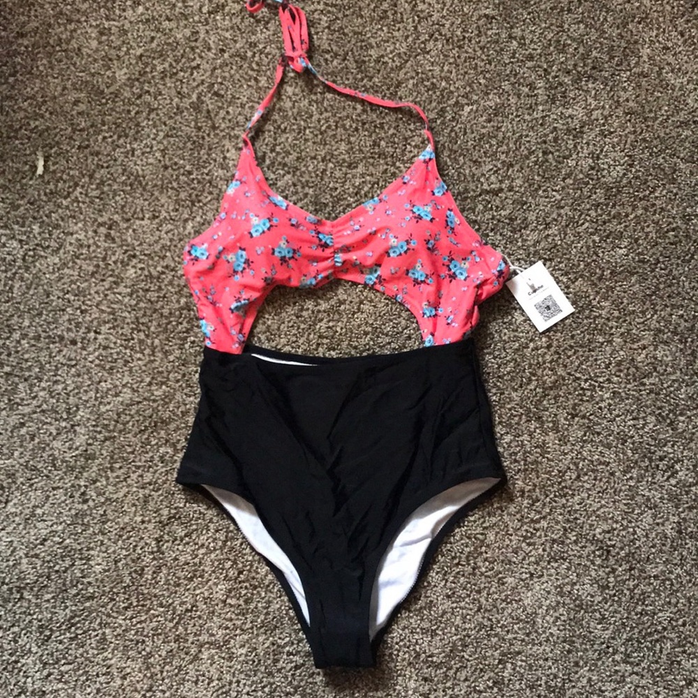 Cupshe suit